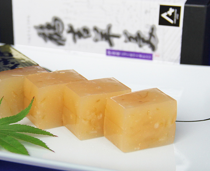 熱海常盤木羊羹店の鶴吉羊羹(つるきちようかん)